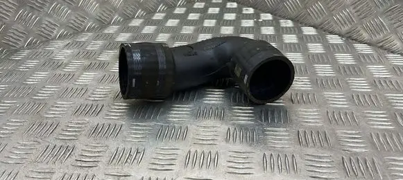 Volvo XC60 Intercooler hose/pipe 31338572