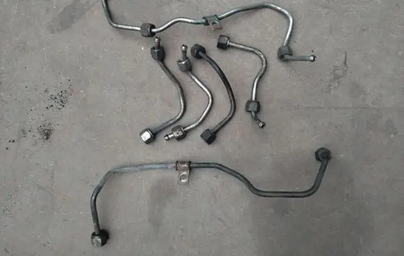 Mitsubishi ASX Fuel main line pipe