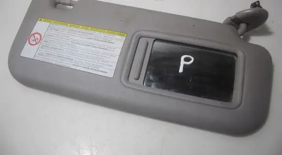 Toyota Yaris Sun visor clip/hook/bracket 