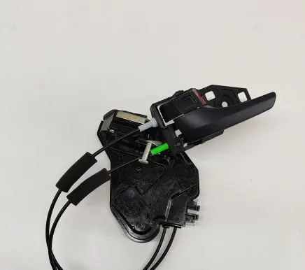 Toyota Hilux (AN120, AN130) Rear door lock 690600K120