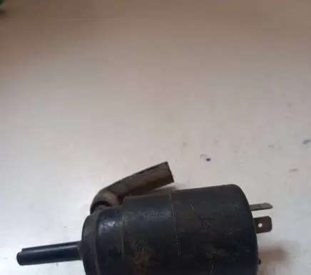 Audi 80 90 S2 B4 Windscreen/windshield washer pump 893955665