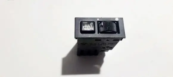 BMW 5 E39 Seat heating switch 61318352259 03055000