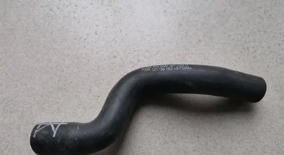 Volkswagen Tiguan Engine coolant pipe/hose 5N0121109 5N0121109C