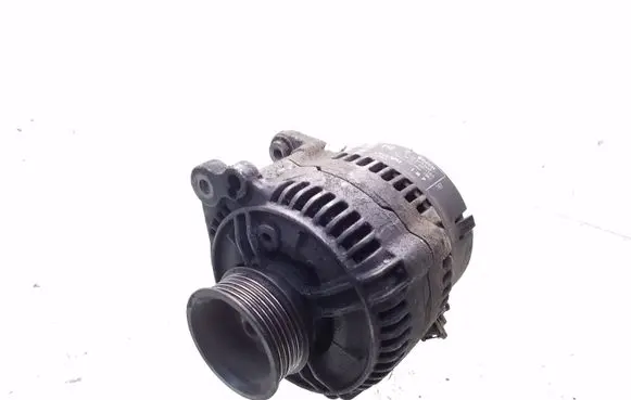 Volvo S70 V70 V70 XC Generator/alternator 9447865 0123515028
