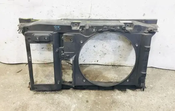Peugeot 5008 Front piece kit 