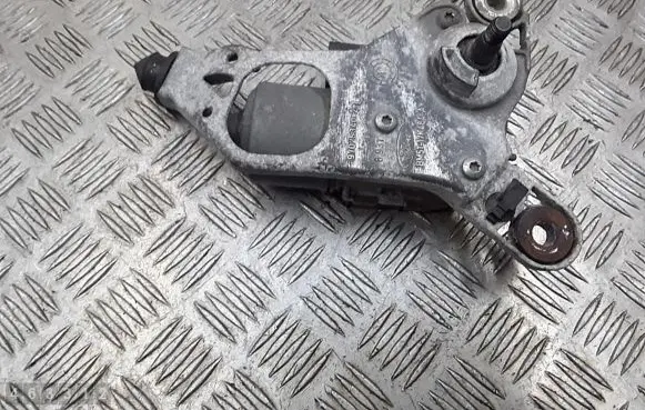 Ford Focus Front wiper linkage BM5117K484A BM5117504AJ