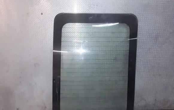 Iveco Daily 35.8 - 9 Loading door trunk window/glass 