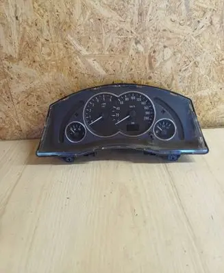 Opel Meriva A Speedometer (instrument cluster) 110080162026 3173381XT 151203E