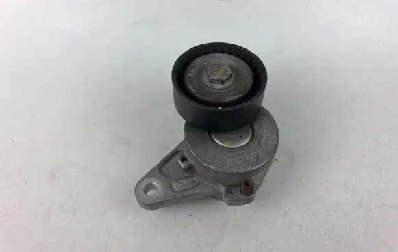 Volkswagen Tiguan Generator/alternator belt tensioner 04L903315C