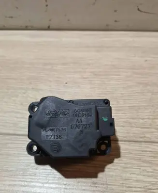 Volvo S80 Air flap motor/actuator PL1607526 6G9N19E616 070727