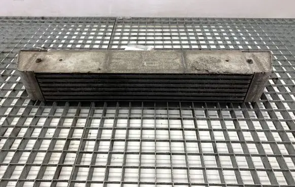 BMW 5 E60 E61 Intercooler radiator 