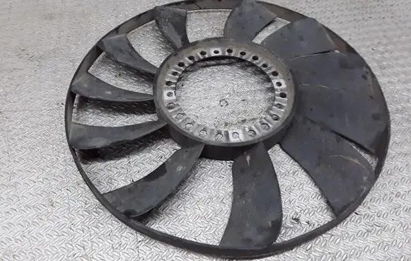 Audi A4 S4 B5 8D Fan impeller 058121301B