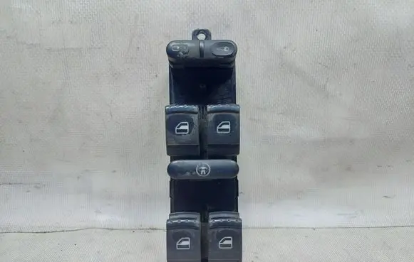 Volkswagen Golf IV Electric window control switch 1J4959857