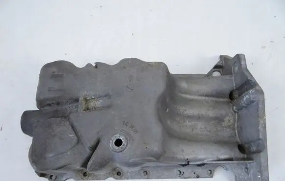 Opel Astra J Oil sump 55562729