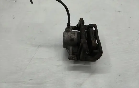 Mercedes-Benz E W212 Front brake caliper
