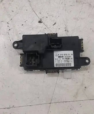 Mercedes-Benz E C207 W207 Heater blower motor/fan resistor A2128702110 5HL01038410 V7191001