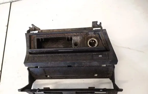 Traction control (ASR) switch