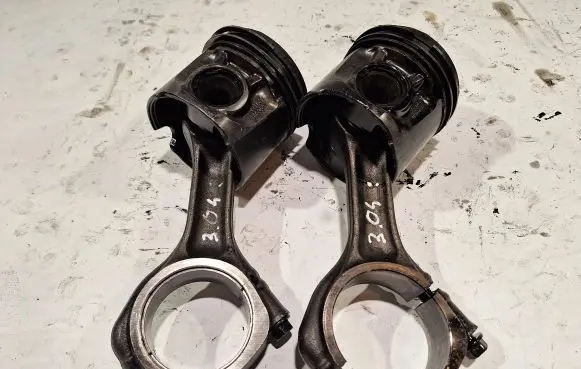 Fiat Ducato Piston with connecting rod 096088