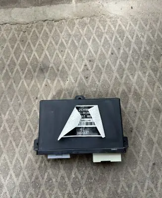 Jaguar XF X250 Hand brake control module 8W832C496AC AA0315A100AC 90044
