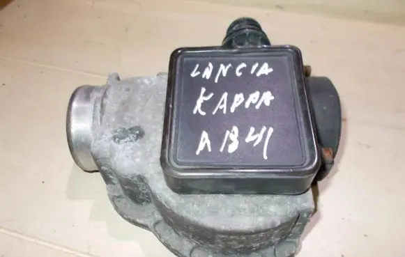 Lancia Kappa Mass air flow meter 1285501 2282