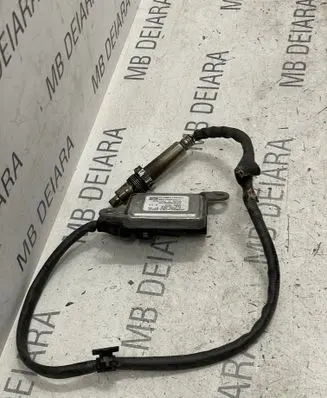Mercedes-Benz C W205 Lambda probe sensor A0009059703