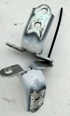 Hyundai Tucson TL Front door hinge set 84124D63235050