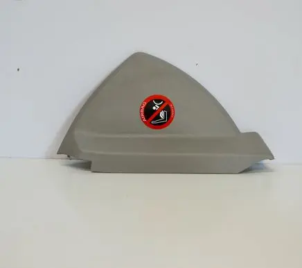 Mercedes-Benz C W204 Dashboard side end trim A2046800376