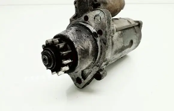 Nissan Primera Starter motor 23300AU601 M008T71471ZE