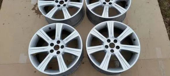 Jaguar XF X250 R18 alloy rim 