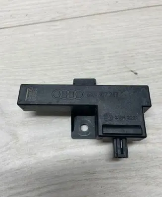 Audi A6 S6 C7 4G Keyless (KESSY) go control unit/module 8K0907247 335422