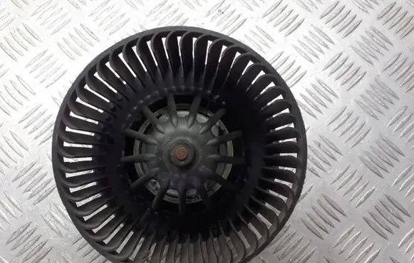 Citroen C2 Front door blower motor F665878C