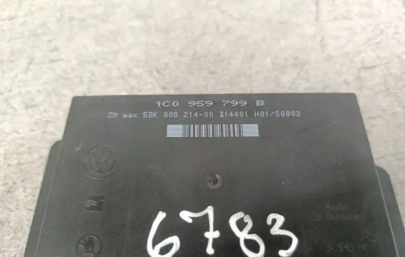 Volkswagen PASSAT B5.5 Comfort/convenience module 1C0959799B