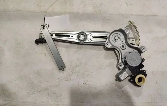 Toyota Yaris Front door window regulator with motor 857100D020B