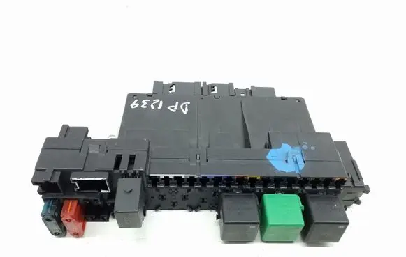 Mercedes-Benz S W220 Fuse module A0265455332