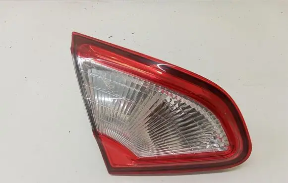 Nissan Qashqai Tailgate rear/tail lights B26555BR01A