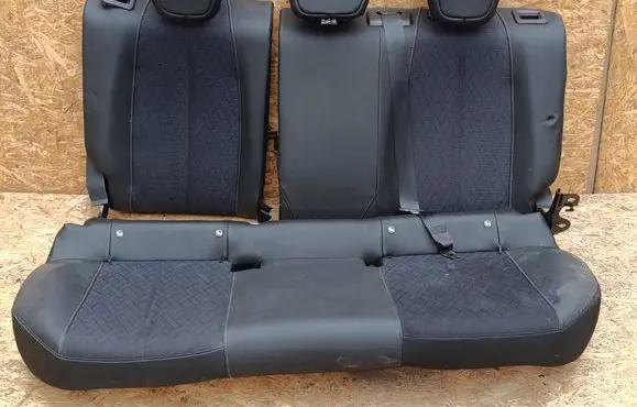 Opel Corsa F Rear seat 