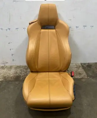 Aston Martin Vantage III Front passenger seat 