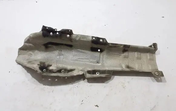 Dacia Logan II Exhaust heat shield 747540941R