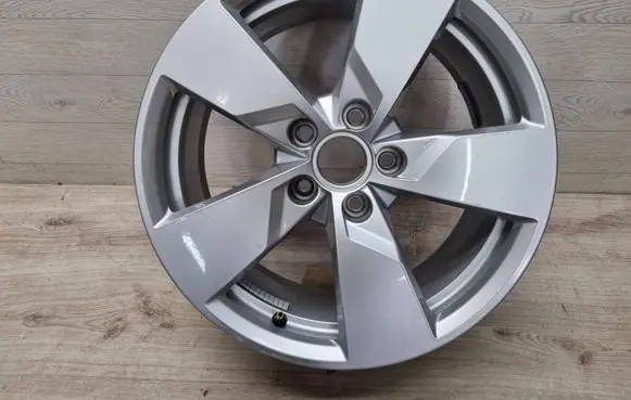 Audi TT TTS RS Mk3 8S R17 alloy rim 8S0601025BA