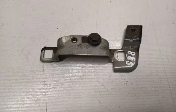 Renault Megane IV Fender mounting bracket 641343578R