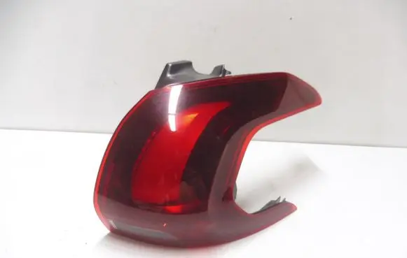 Peugeot 2008 I Rear/tail lights 9826730380