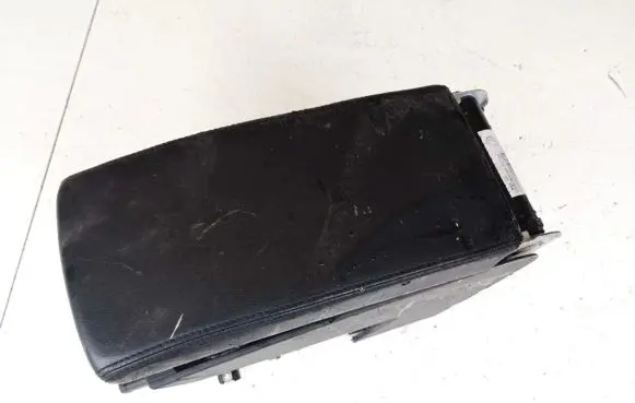 Volkswagen PASSAT B6 Armrest 3c0864207