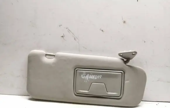 Mitsubishi Grandis Sun visor