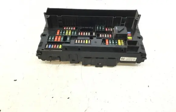 BMW 6 F12 F13 Fuse module 9252815
