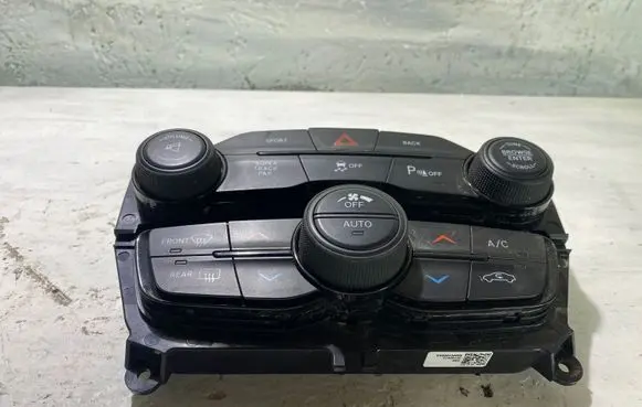 Dodge Challenger Climate control unit P68184927AB 82090264 282014205