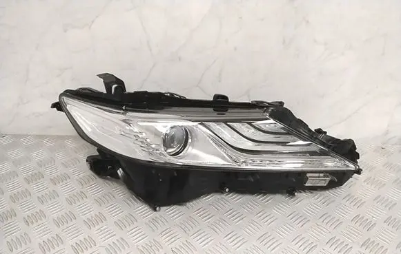 Toyota Camry VIII XV70 Headlight/headlamp 8114533E11