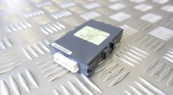 Lexus LS 460 - 600H Gateway control module 8911150060