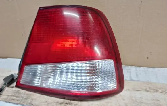 Hyundai Accent Rear/tail lights