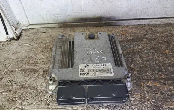 Volkswagen Golf Plus Engine control unit/module 03G906016R 0281012220