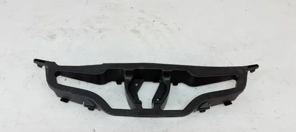 Renault Clio IV Front bumper upper radiator grill 628101467R